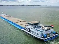 Kapal pengangkut barang curah untuk dijual