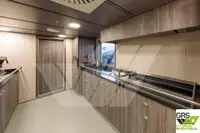Kapal penelitian untuk dijual