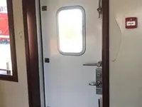 Kapal penumpang untuk dijual