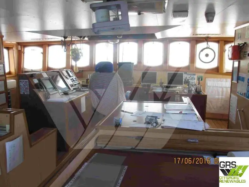 Kapal survei untuk dijual