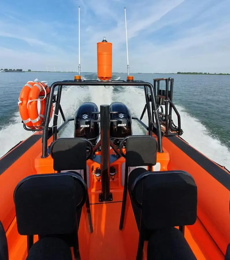 Perahu karet kaku untuk dijual