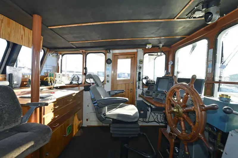 Kapal tunda untuk dijual