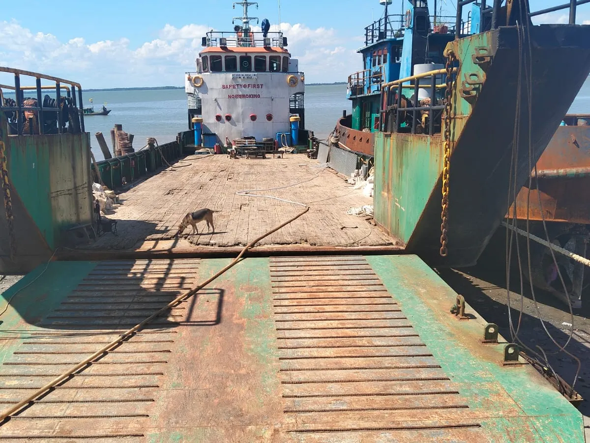 Kapal pendarat, tank untuk dijual