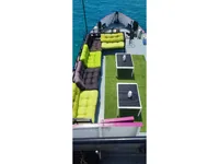 Yacht untuk dijual
