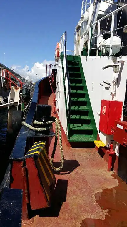 Kapal tunda untuk dijual
