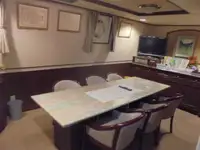 Kapal patroli untuk dijual