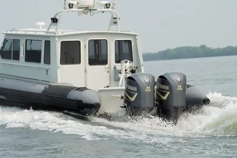 Kapal patroli untuk dijual
