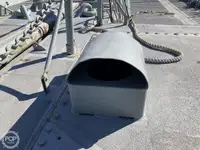 Kapal pendarat, tank untuk dijual