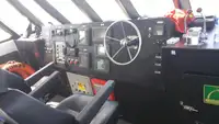 Kapal kru untuk dijual