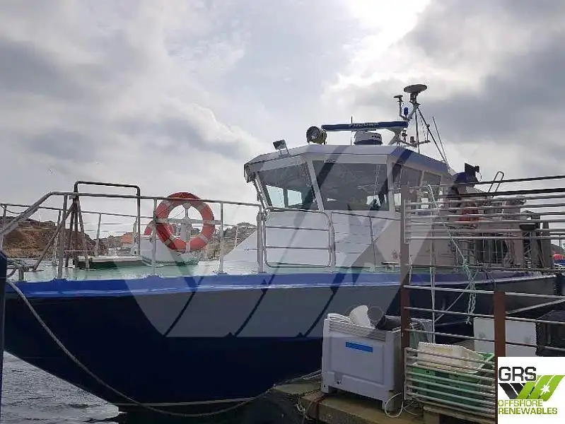 Tongkang akomodasi untuk dijual