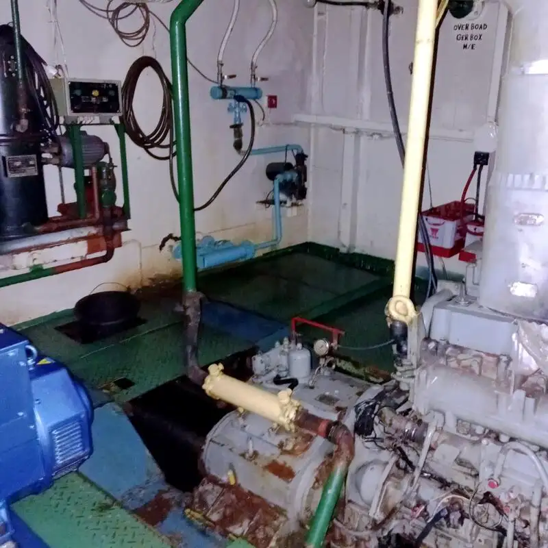 Kapal pendarat, tank untuk dijual