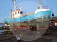 Kapal penangkap ikan untuk dijual