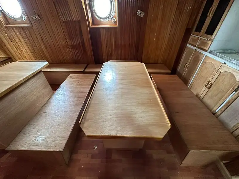 Kapal pukat untuk dijual
