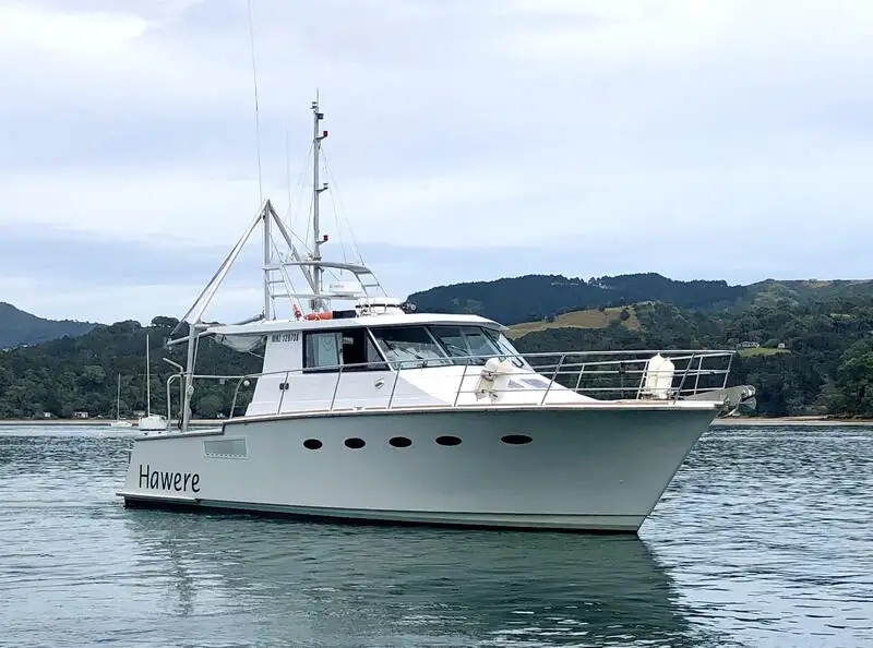 Kapal penelitian untuk dijual