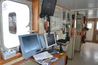 Kapal kontainer untuk dijual