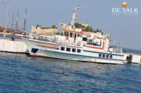 Kapal feri untuk dijual