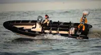 Perahu karet kaku untuk dijual