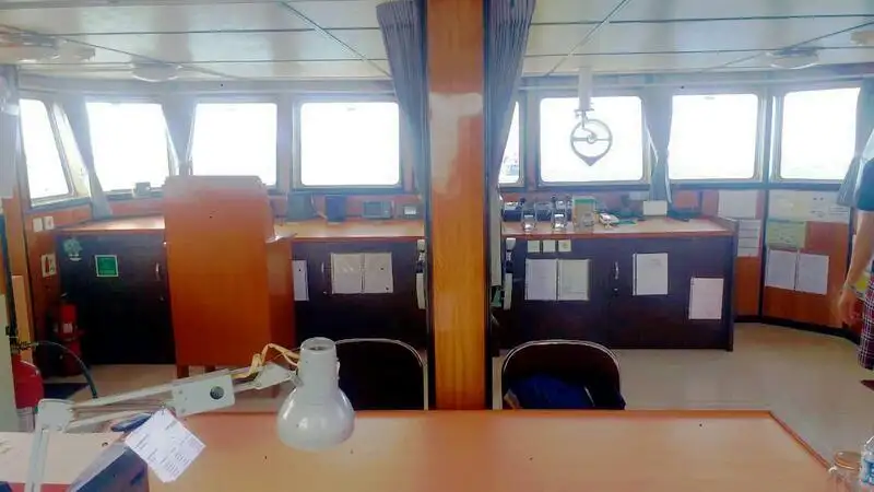 Kapal pendarat, tank untuk dijual