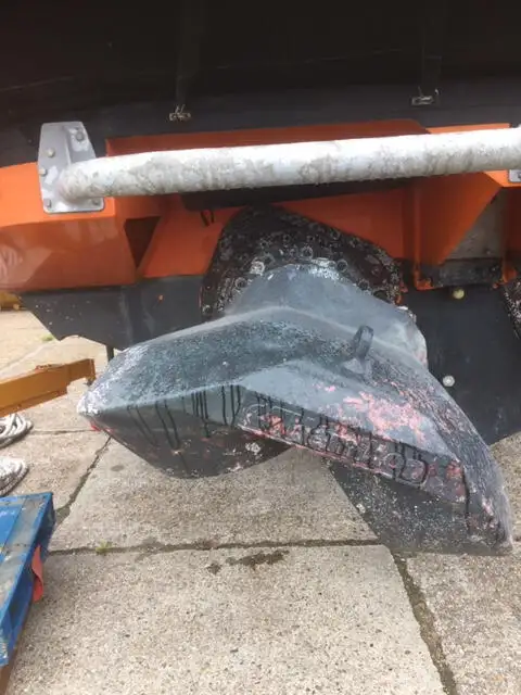 Kapal kru untuk dijual