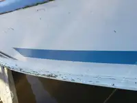Kapal feri untuk dijual