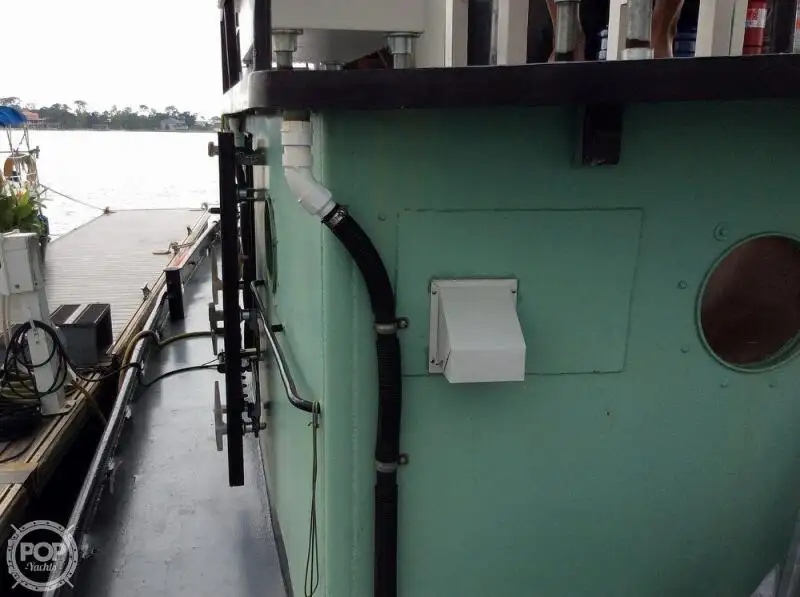 Kapal tunda untuk dijual