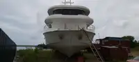 Kapal pesiar untuk dijual