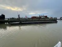 Ponton untuk dijual