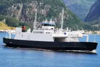 Kapal feri dijual