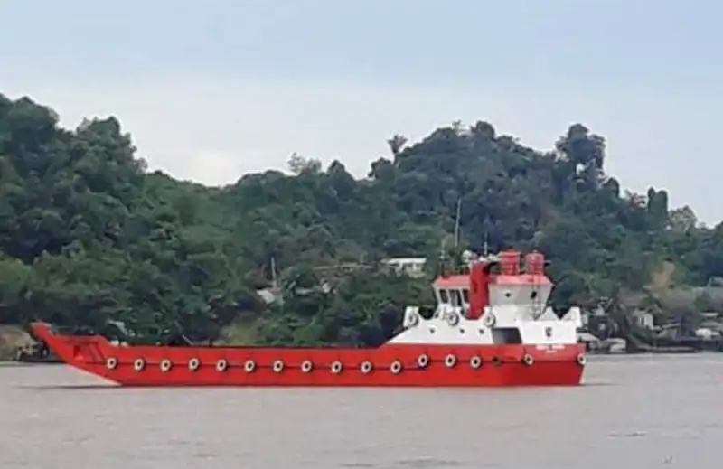 Kapal pendarat, tank untuk dijual