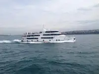 Kapal penumpang dijual