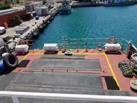 Kapal patroli untuk dijual