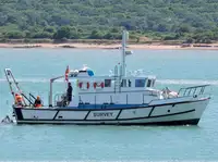 Kapal kontainer dijual