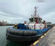 Kapal penarik dijual
