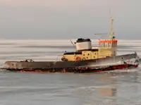 Kapal penarik dijual