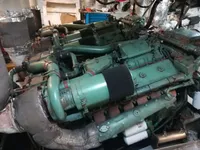 Kapal kru untuk dijual