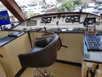 Kapal pesiar untuk dijual