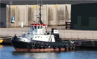 Kapal penarik dijual