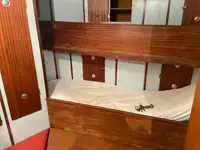 Pengangkut massal dijual