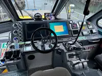 Kapal kru untuk dijual