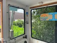 Katamaran untuk dijual