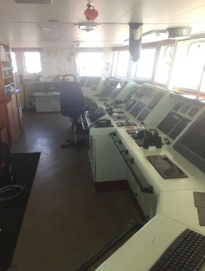 Kapal pengangkut barang curah untuk dijual