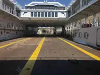 Kapal feri untuk dijual