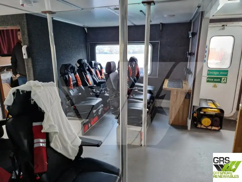 Kapal survei untuk dijual