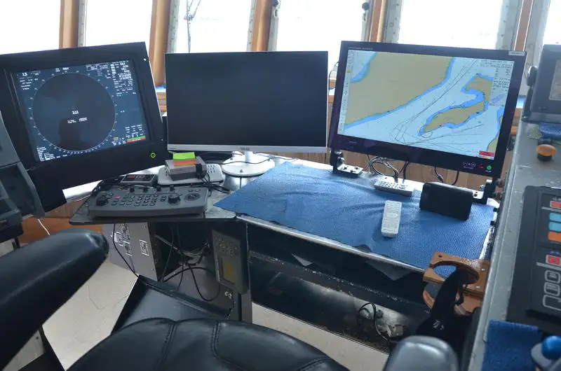 Kapal kontainer untuk dijual