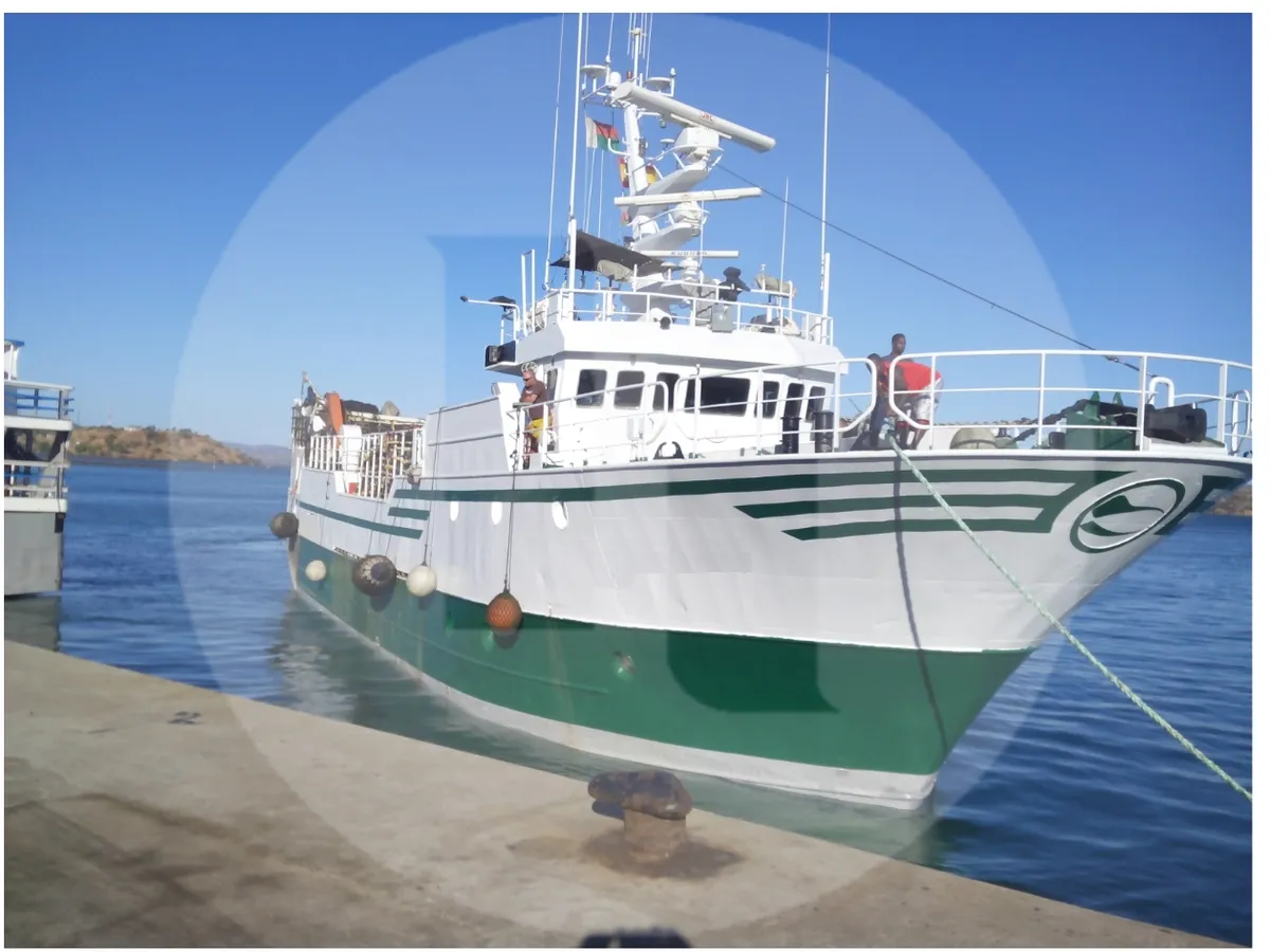 Kapal penangkap ikan untuk dijual