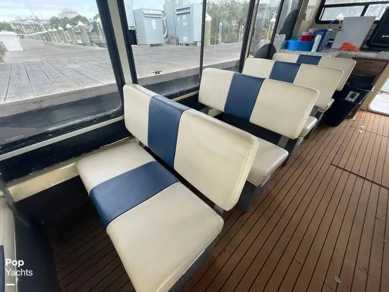 Kapal pesiar untuk dijual