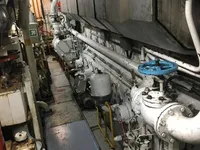 Kapal penelitian untuk dijual
