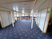 Kapal pesiar untuk dijual