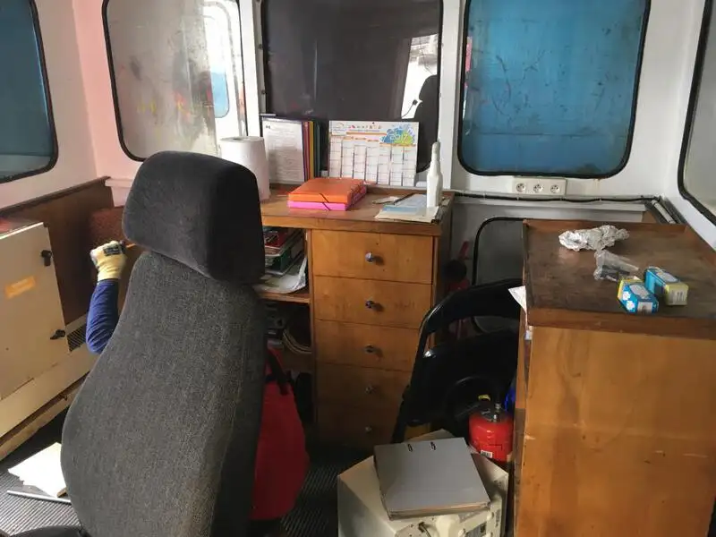 Kapal keruk untuk dijual