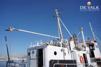 Kapal penelitian untuk dijual